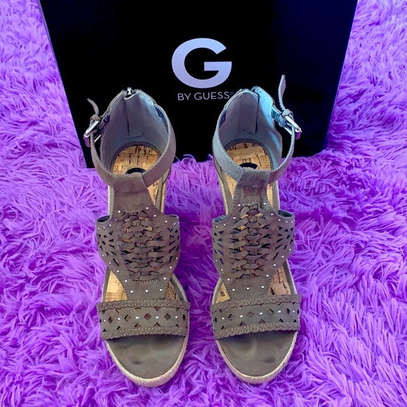 Guess Heels - Picture 1 of 4